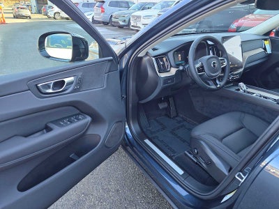 2026 Volvo XC60 Core