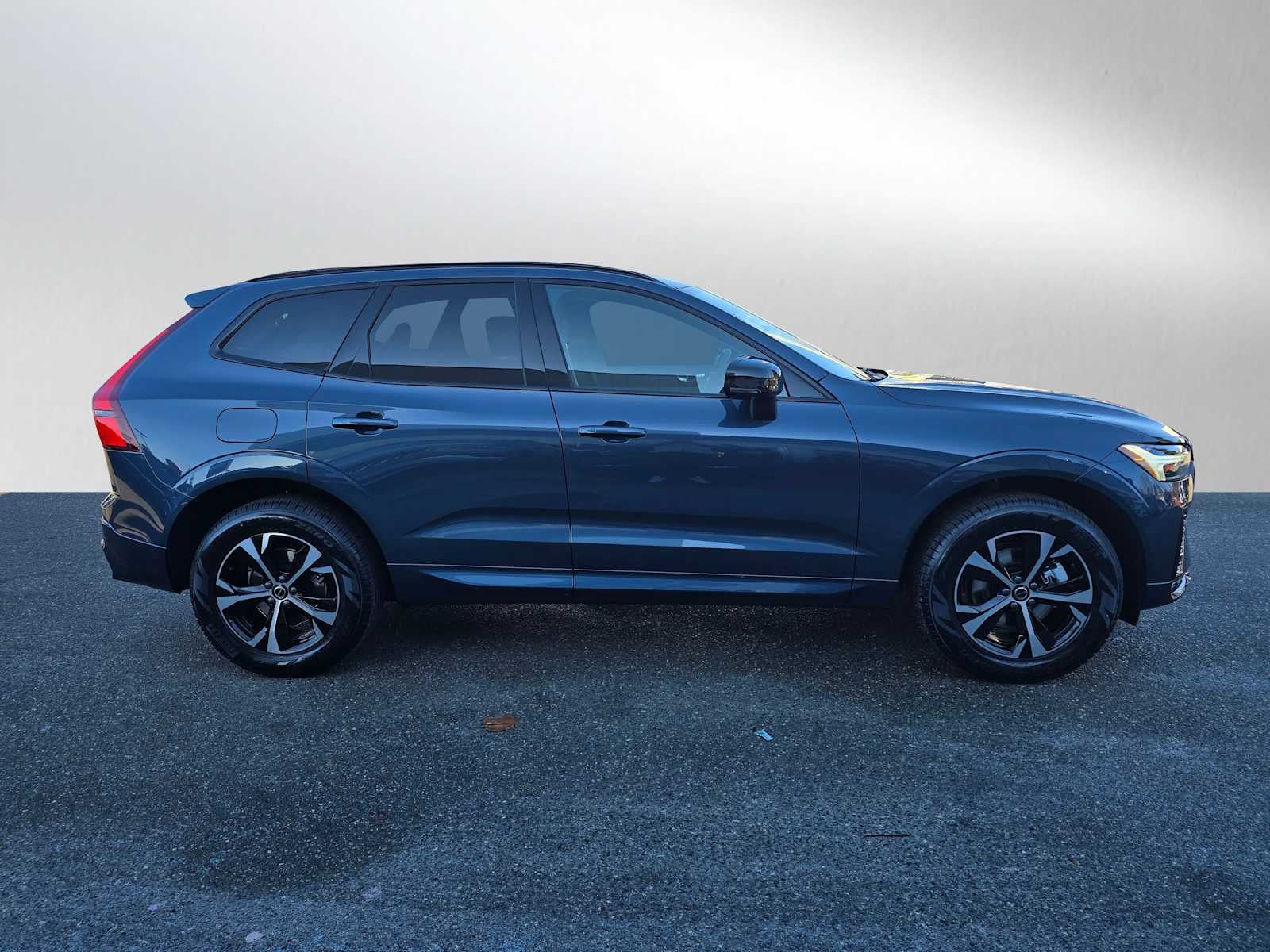 2026 Volvo XC60 Core