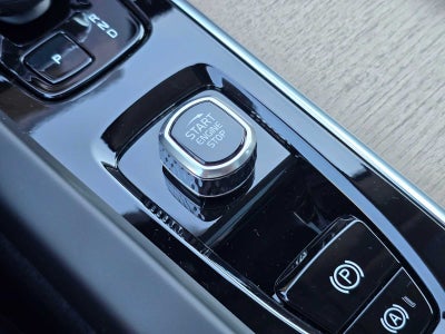 2026 Volvo XC60 Core