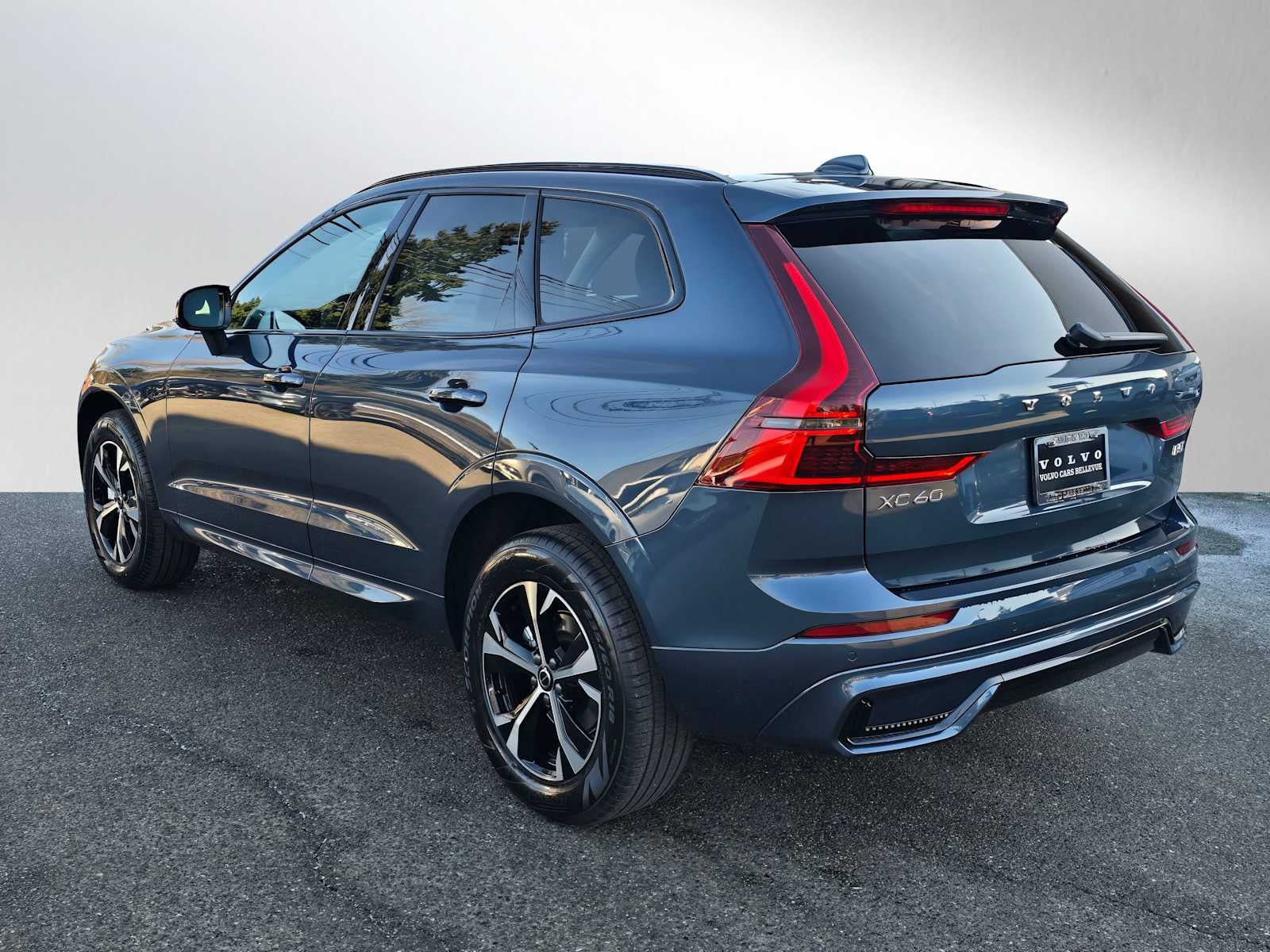 2026 Volvo XC60 Core