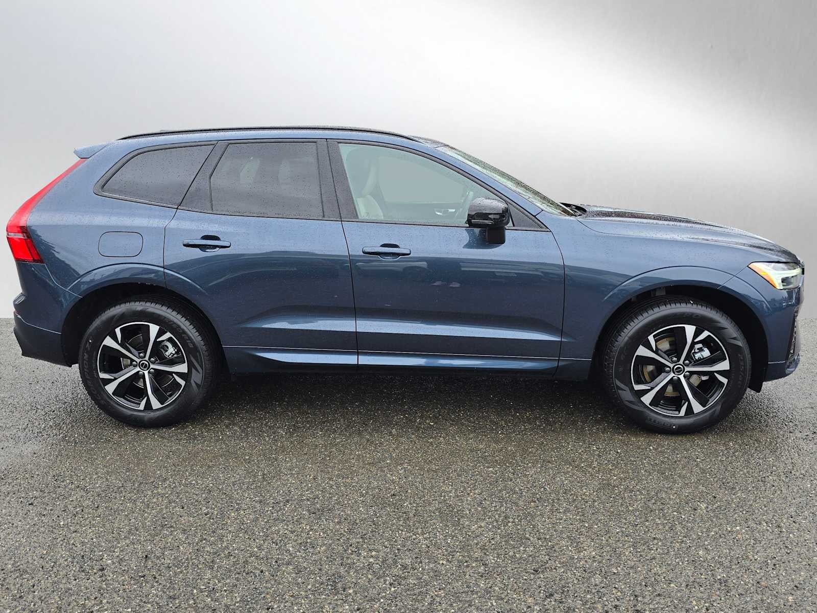 2026 Volvo XC60 Core