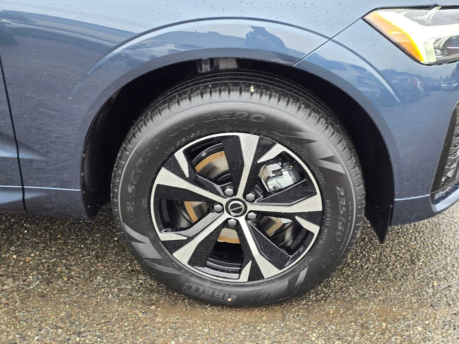 2026 Volvo XC60 Core