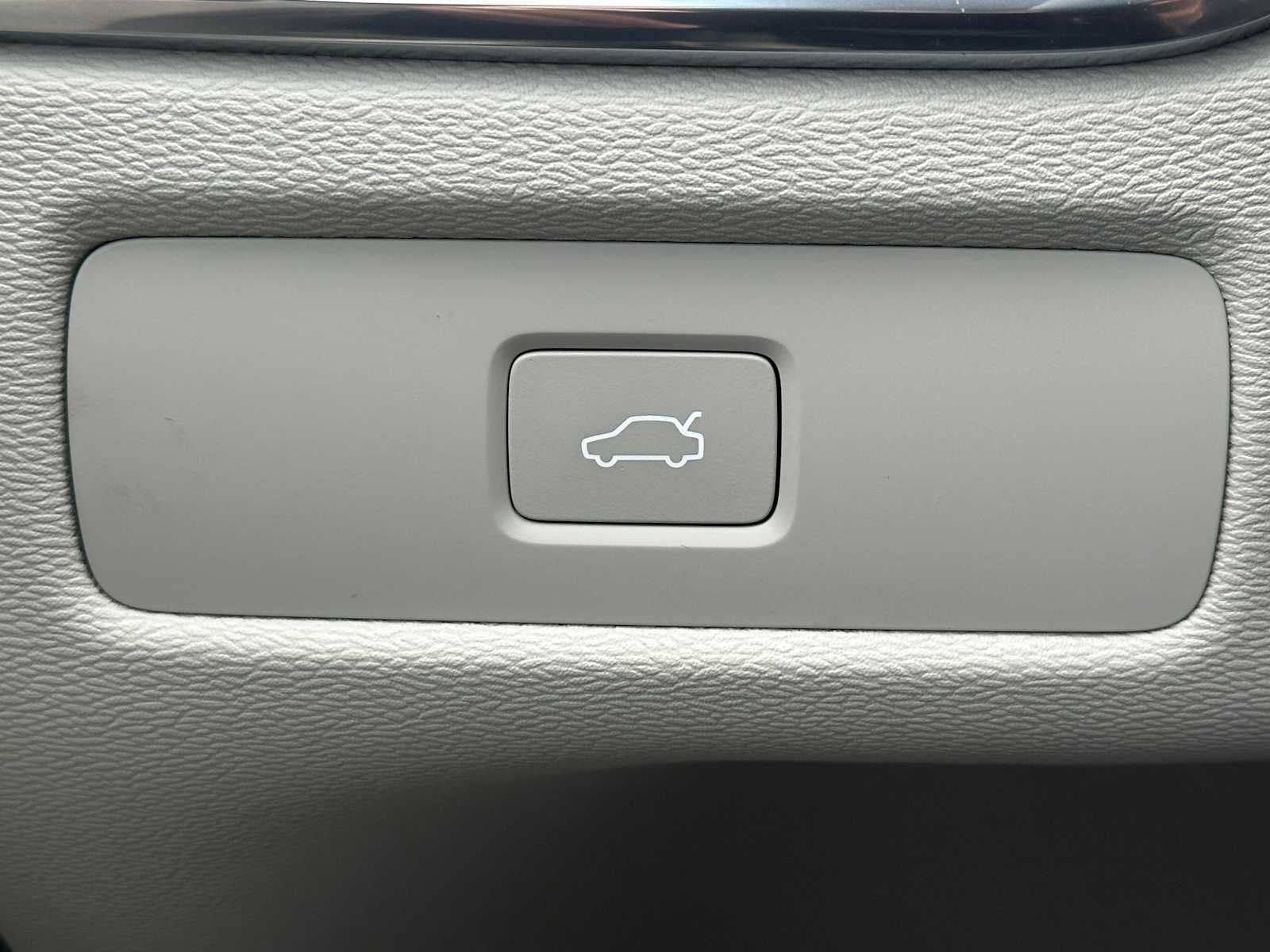 2026 Volvo XC60 Ultra