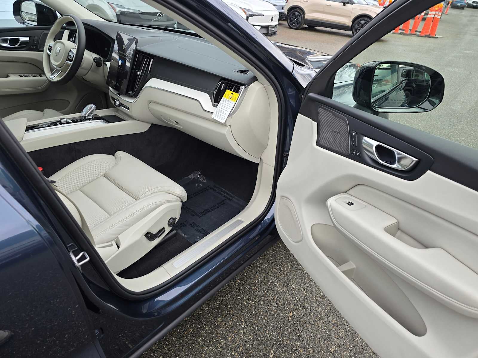 2026 Volvo XC60 Ultra