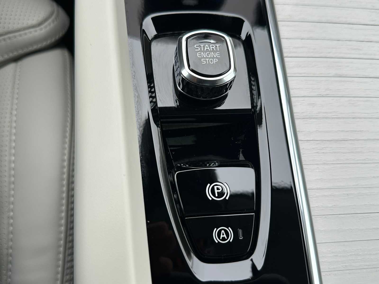 2026 Volvo XC60 Ultra