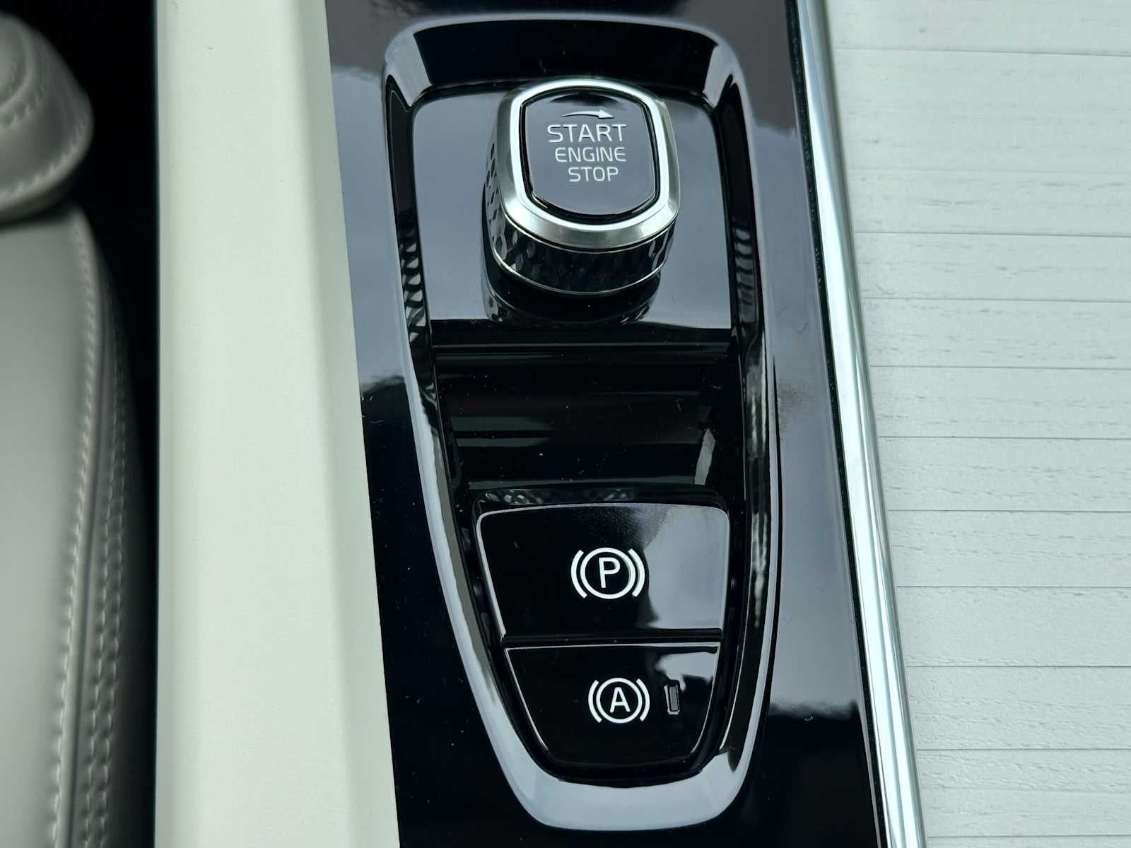 2026 Volvo XC60 Ultra