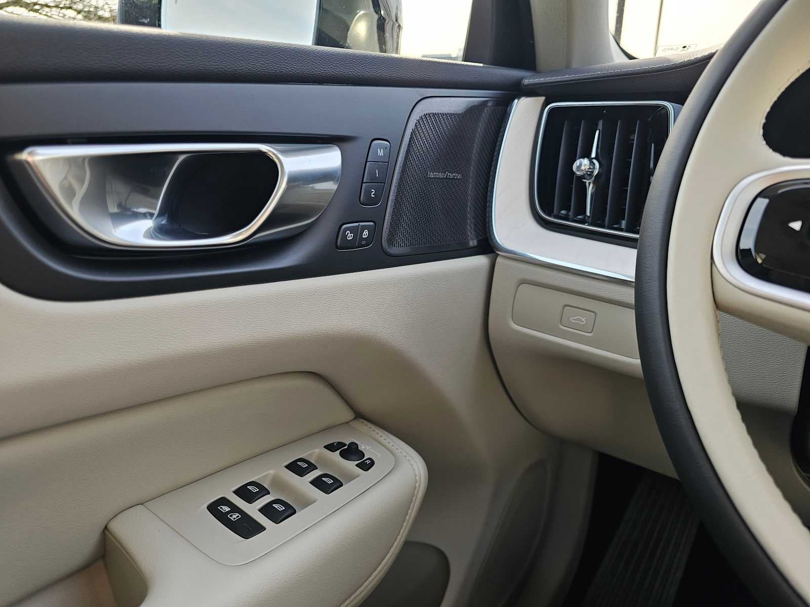 2026 Volvo XC60 Ultra