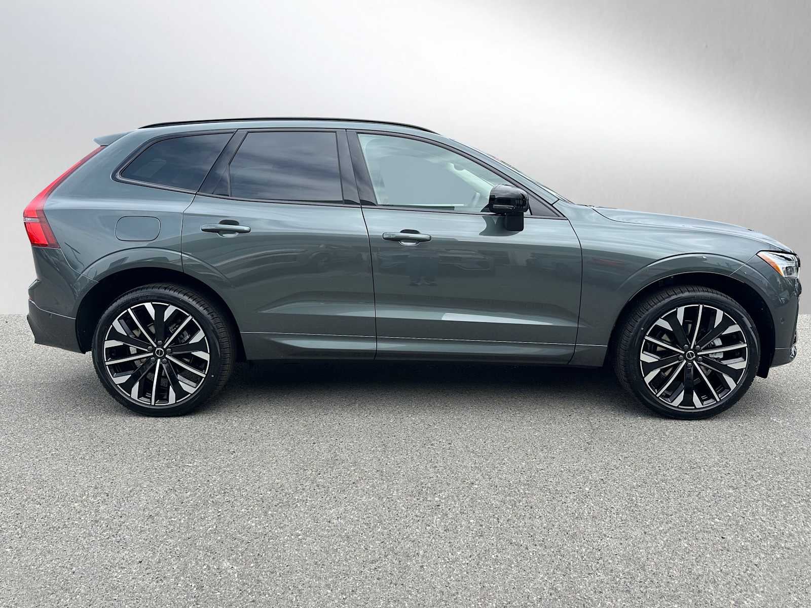 2026 Volvo XC60 Ultra
