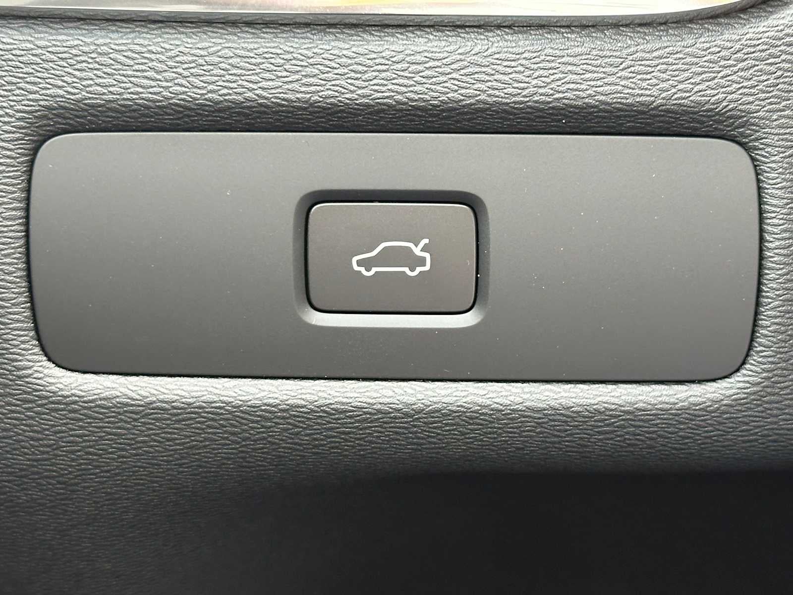 2026 Volvo XC60 Ultra