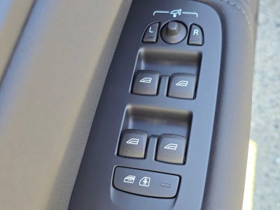2026 Volvo XC60 Ultra