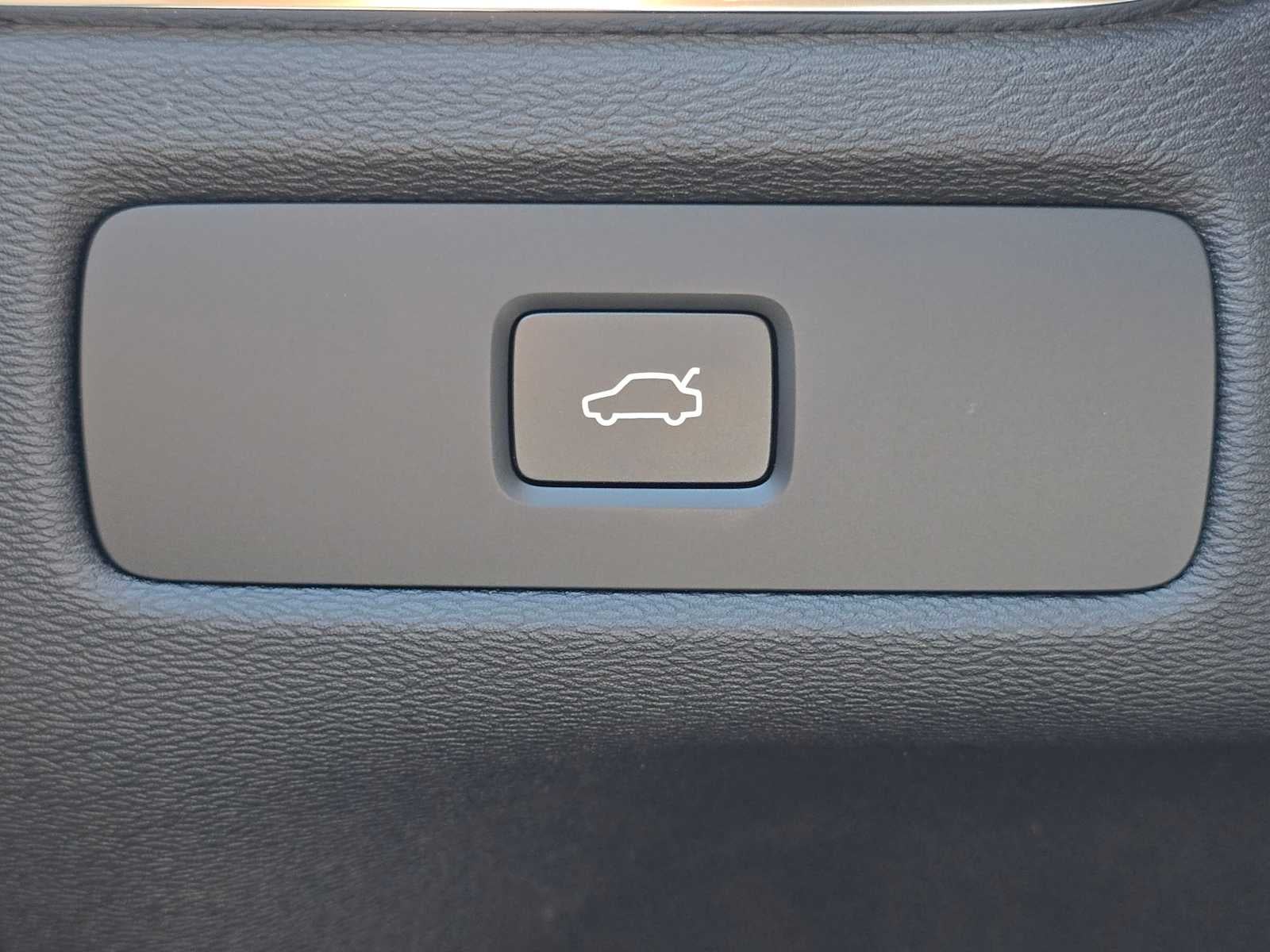 2026 Volvo XC60 Ultra