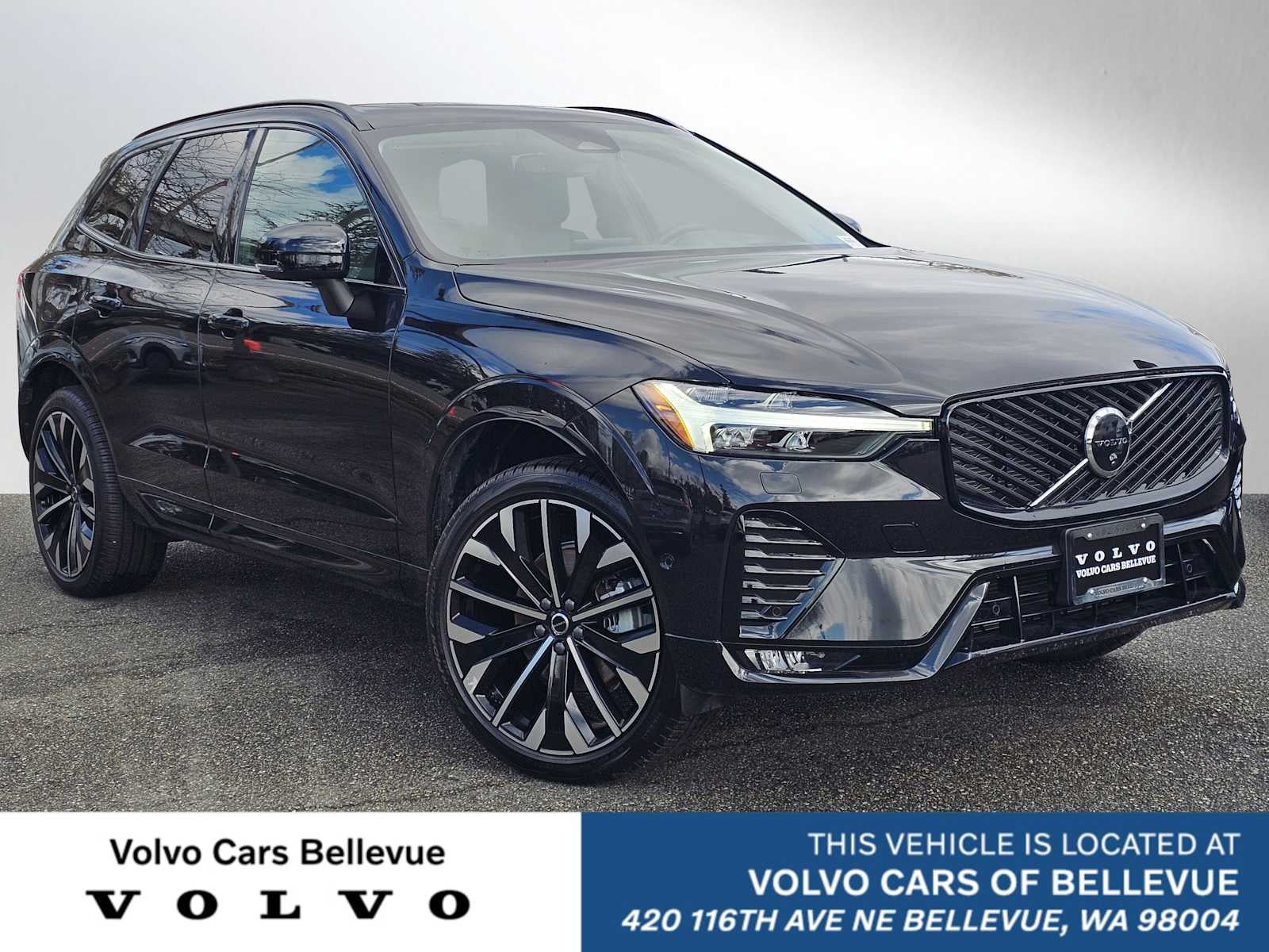 2026 Volvo XC60 B5 Ultra Dark AWD's photo