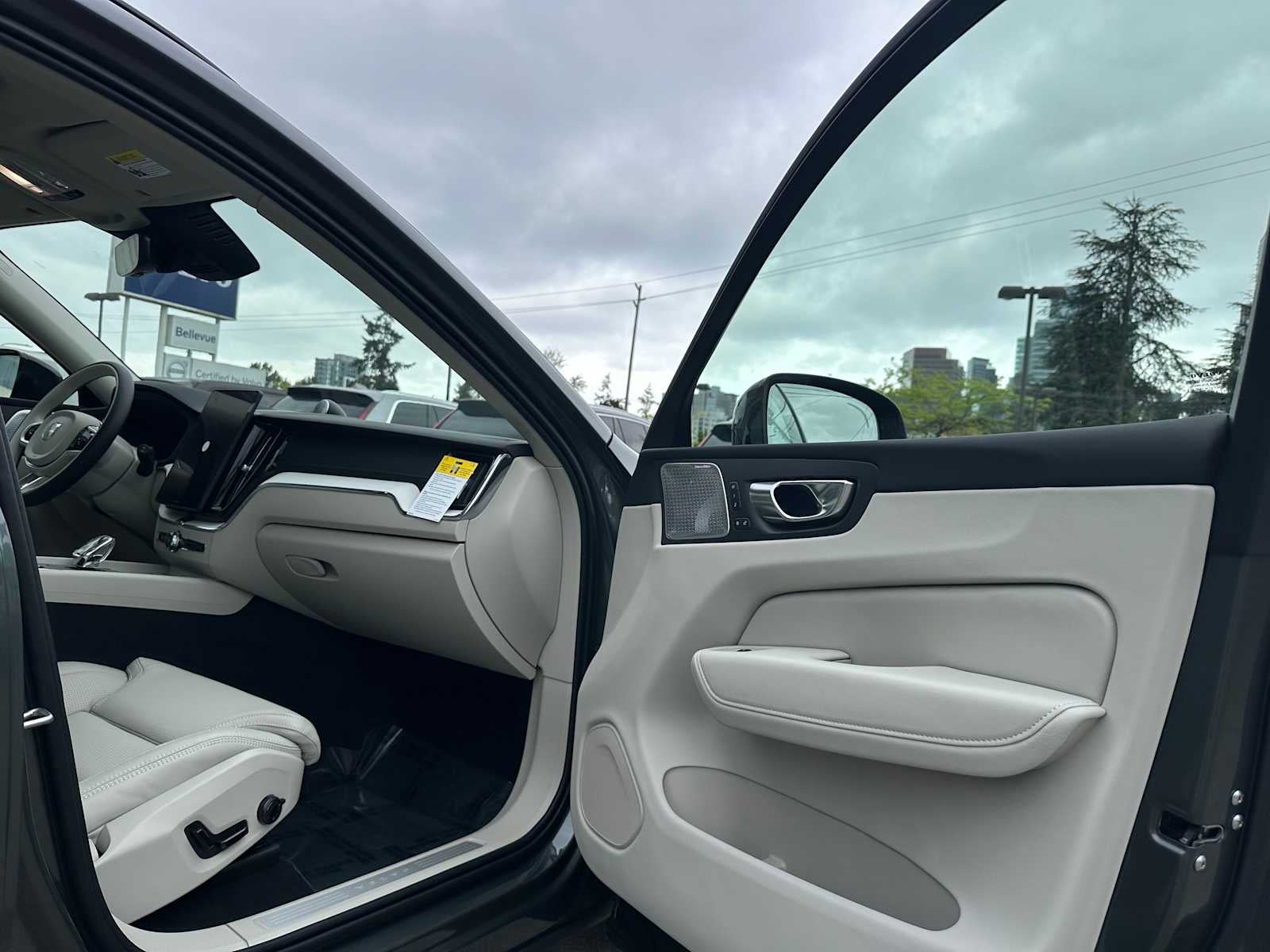 2026 Volvo XC60 Ultra