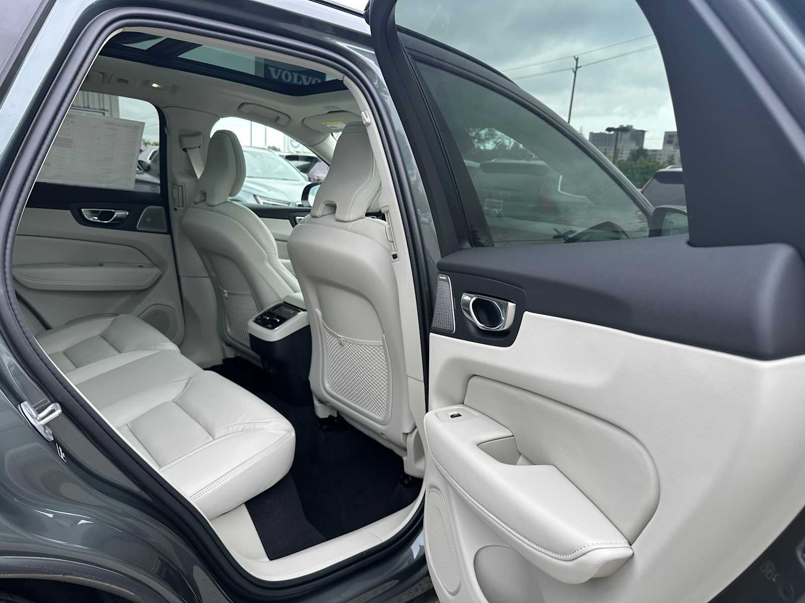 2026 Volvo XC60 Ultra