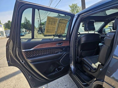 2022 Jeep Grand Cherokee L Summit