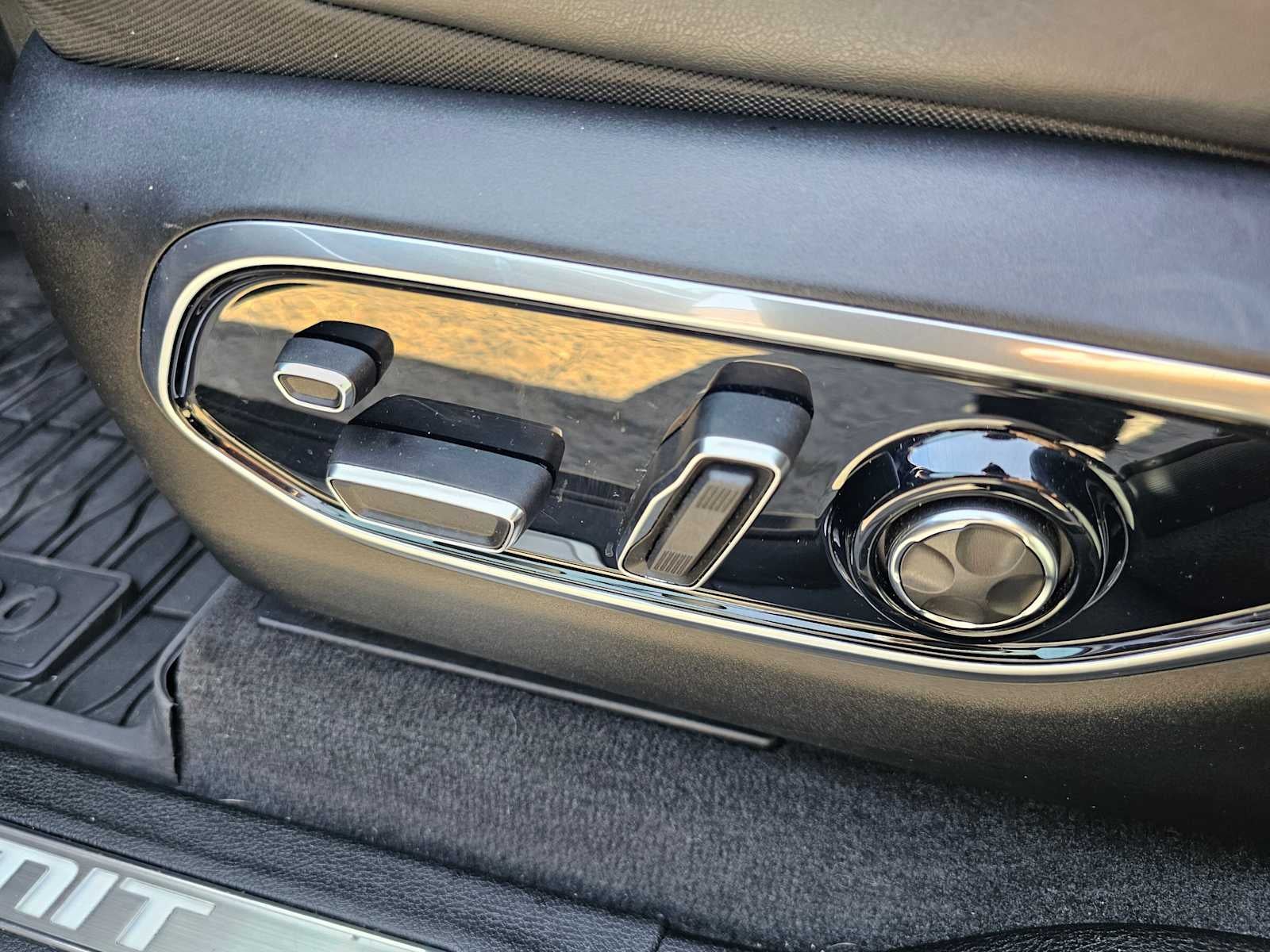 2022 Jeep Grand Cherokee L Summit