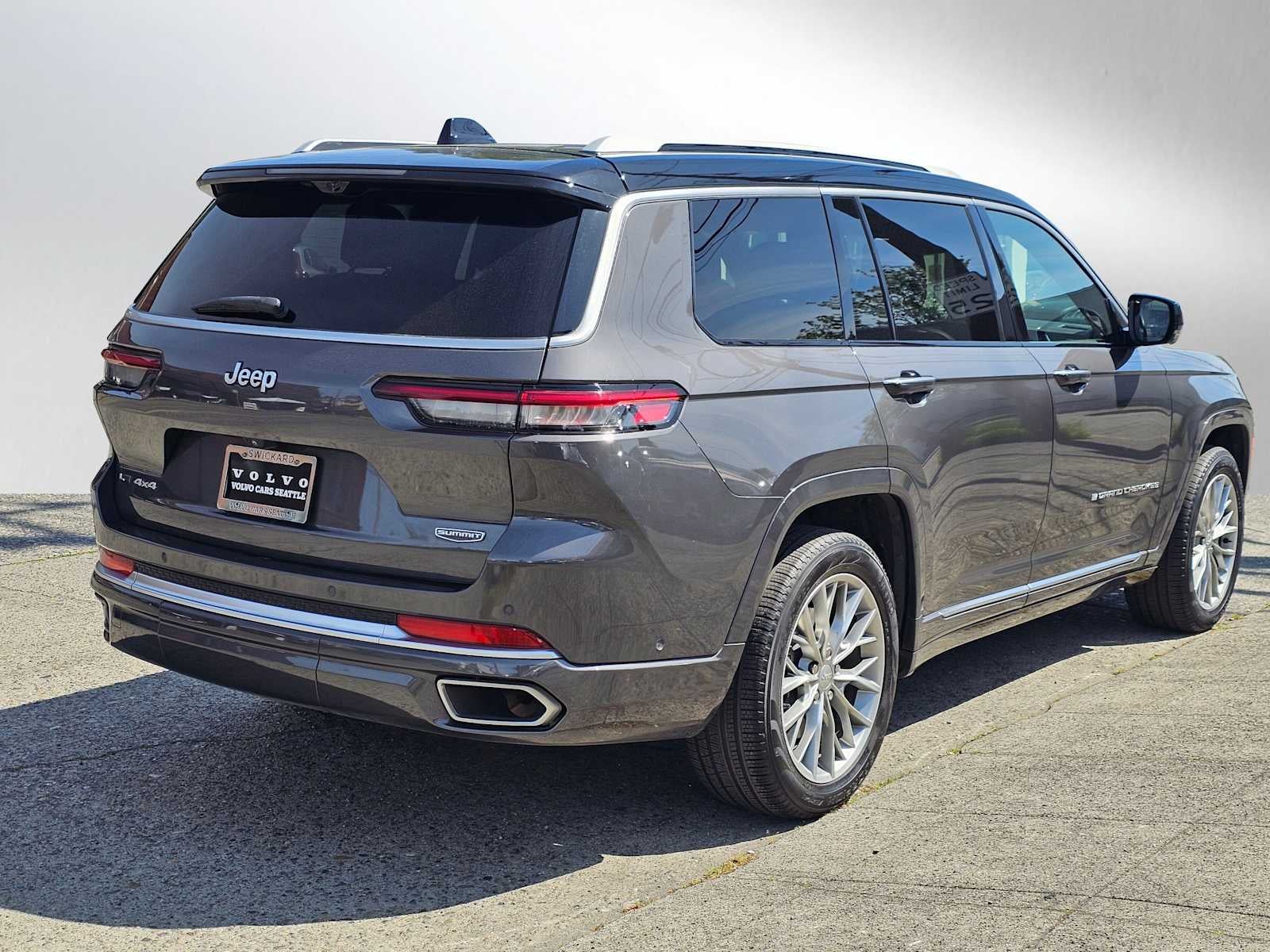 2022 Jeep Grand Cherokee L Summit