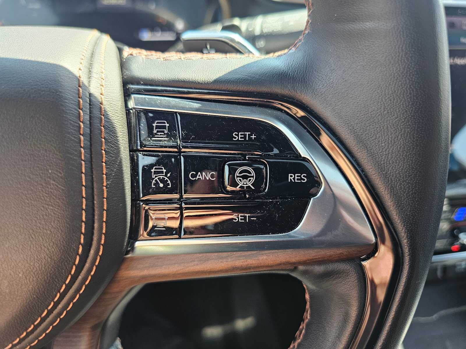 2022 Jeep Grand Cherokee L Summit