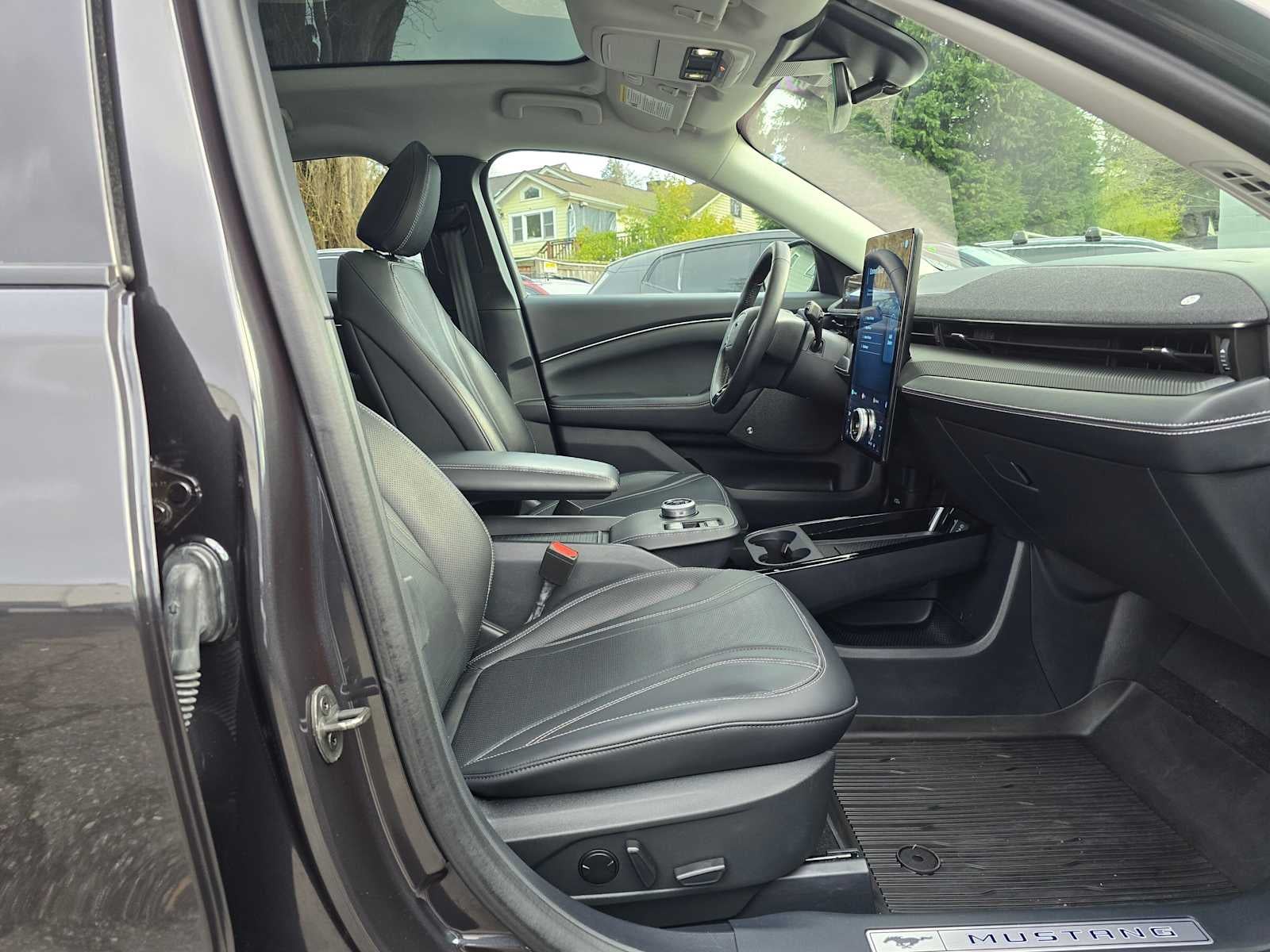 2022 Ford Mustang Mach-E Premium