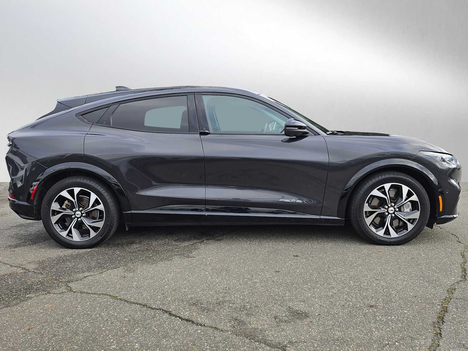 2022 Ford Mustang Mach-E Premium