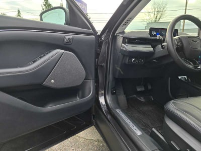 2022 Ford Mustang Mach-E Premium