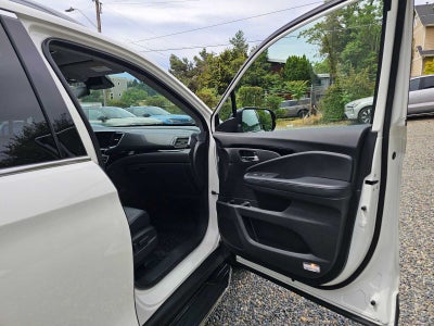 2019 Honda Pilot Touring 8-Passenger
