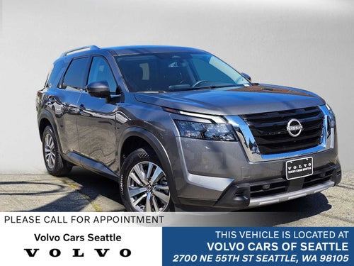 2025 Nissan Pathfinder SL