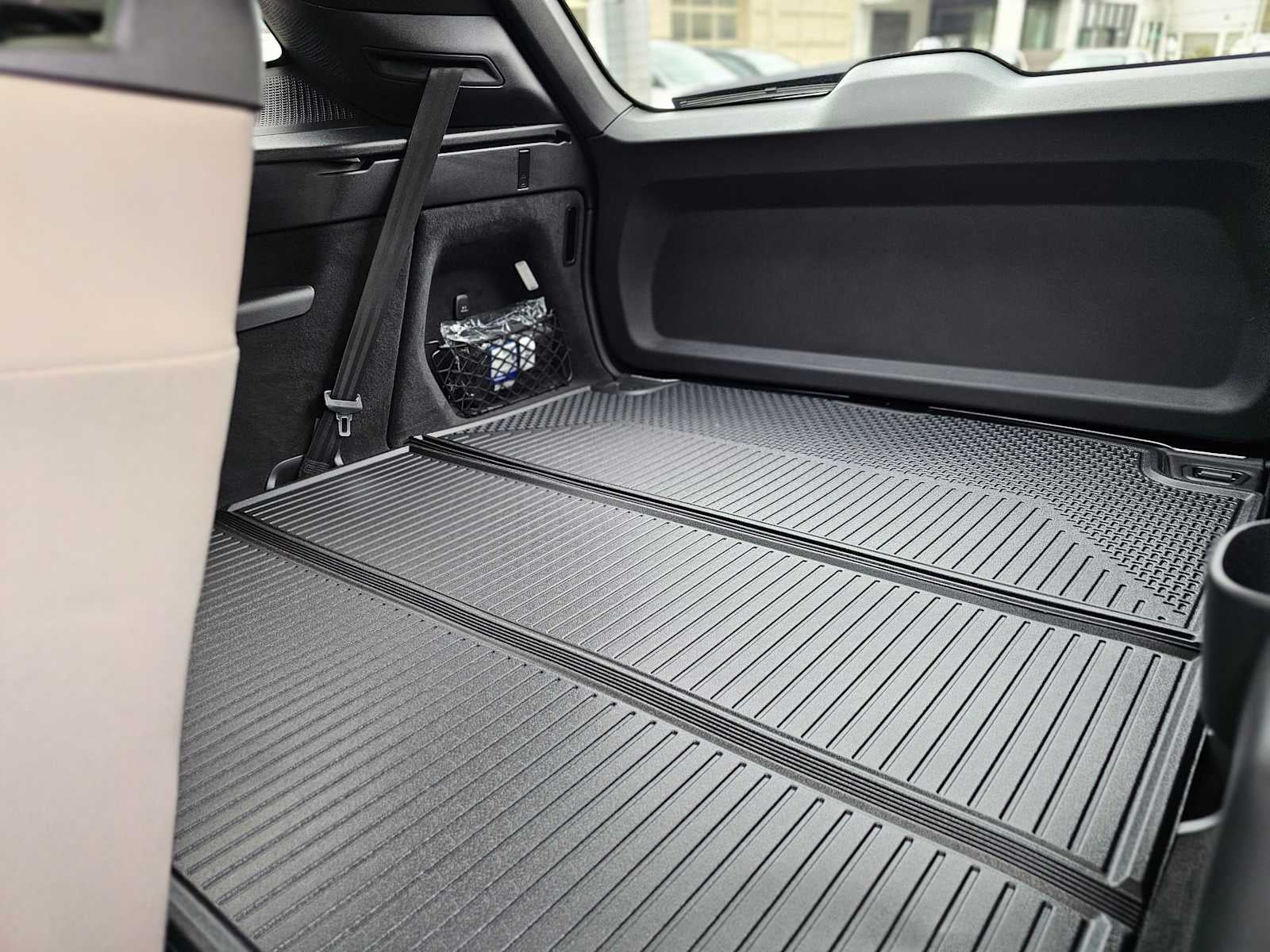 2026 Volvo EX90 Ultra