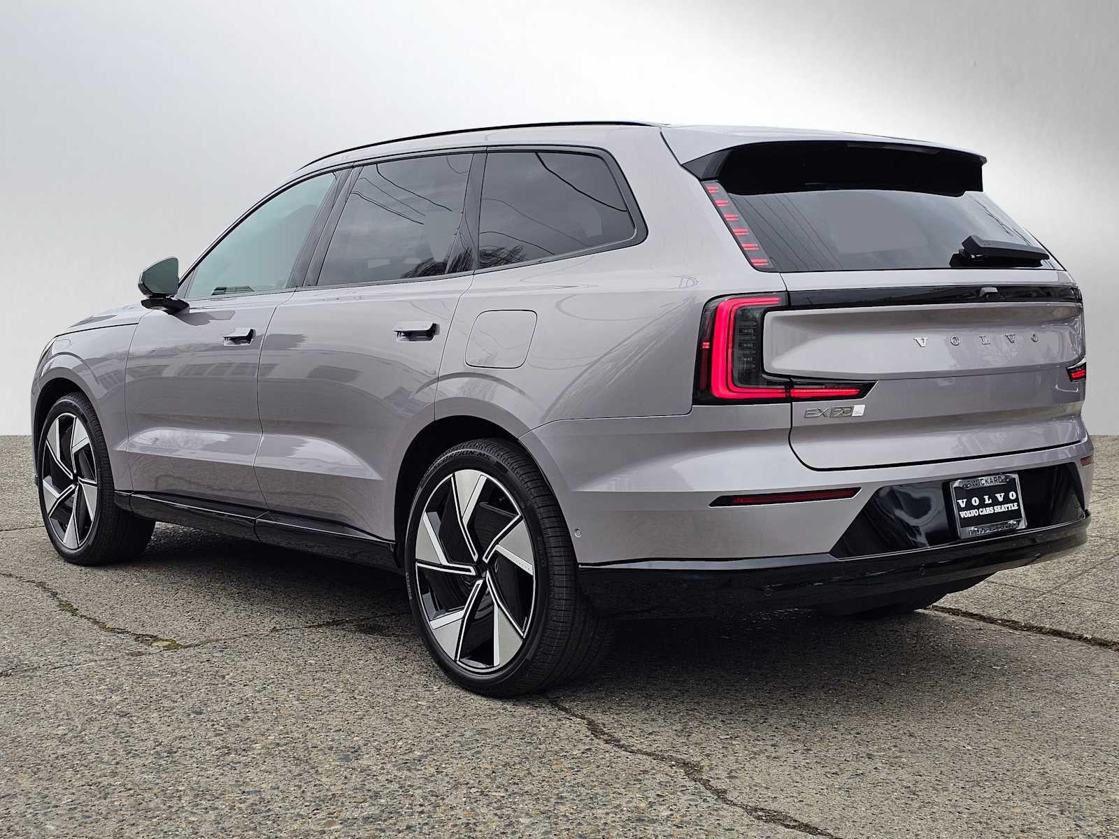 2026 Volvo EX90 Ultra