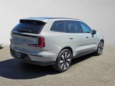 2026 Volvo EX90 Ultra