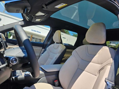 2026 Volvo EX90 Plus