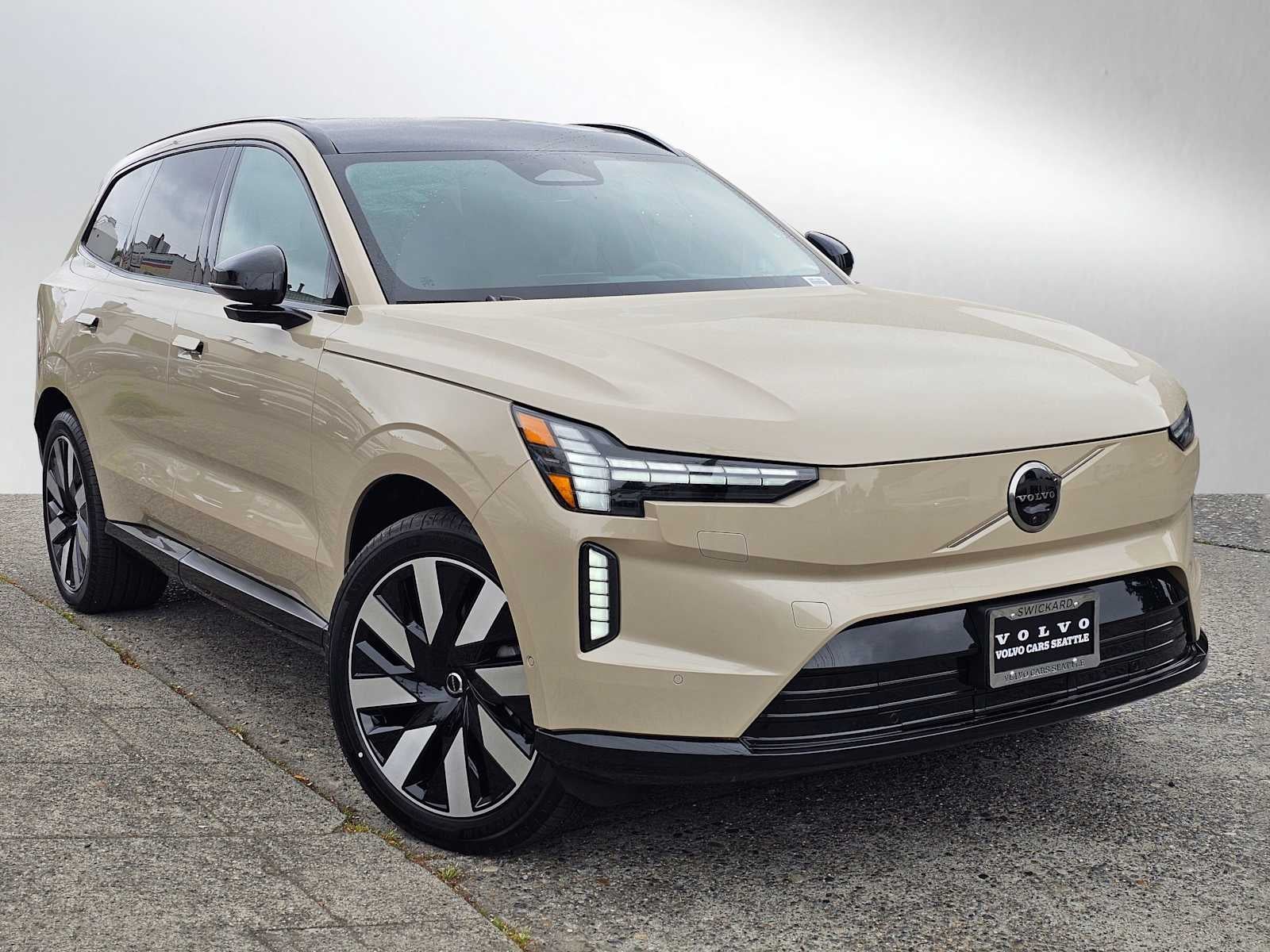 2026 Volvo EX90