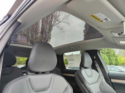 2025 Volvo EX90 Plus