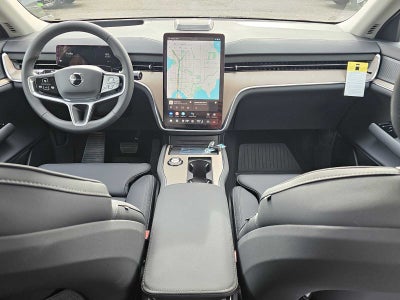 2025 Volvo EX90 Plus