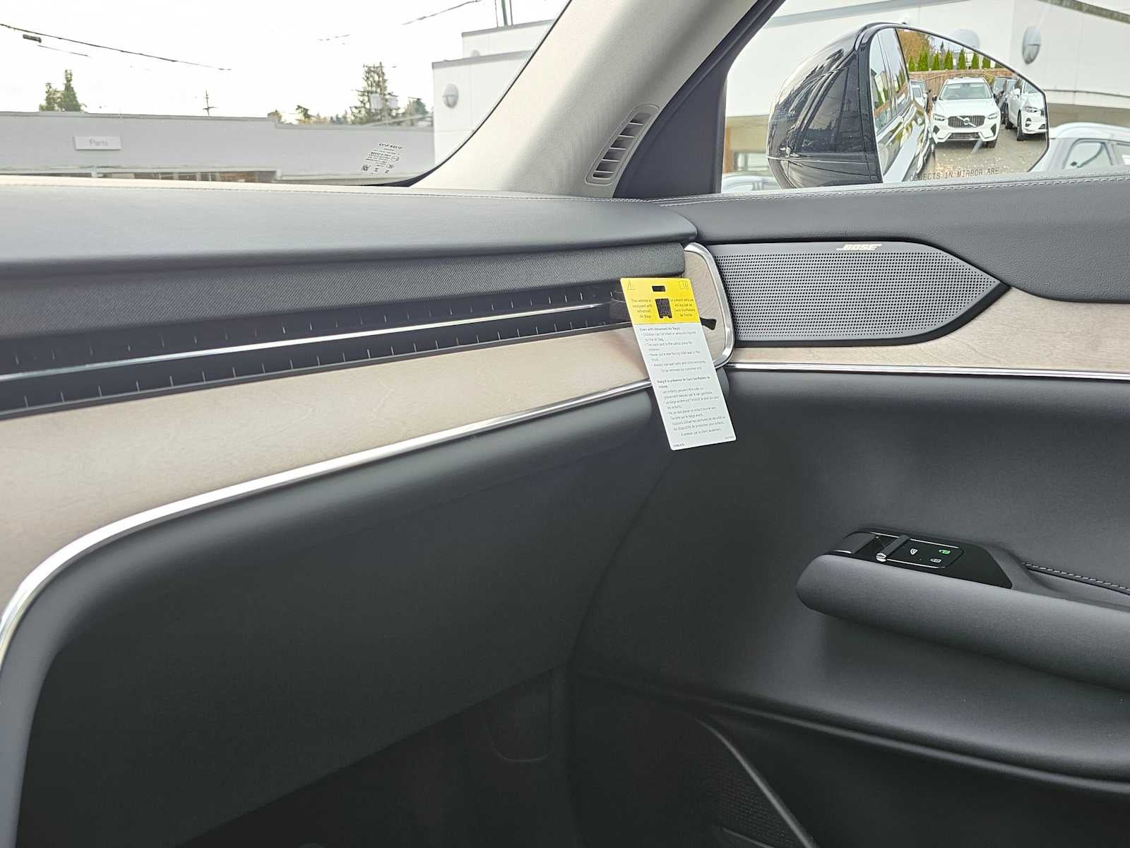 2025 Volvo EX90 Plus