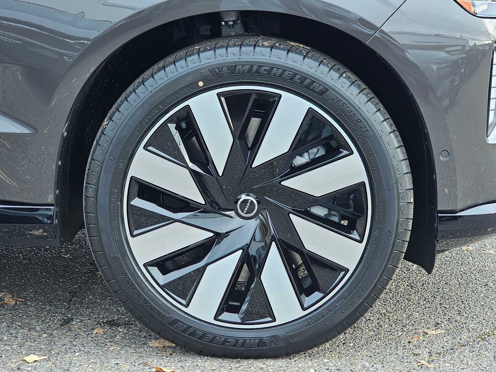 2025 Volvo EX90 Plus