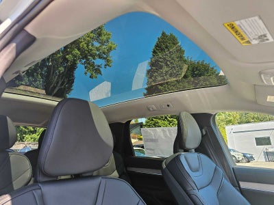 2025 Volvo EX90 Plus