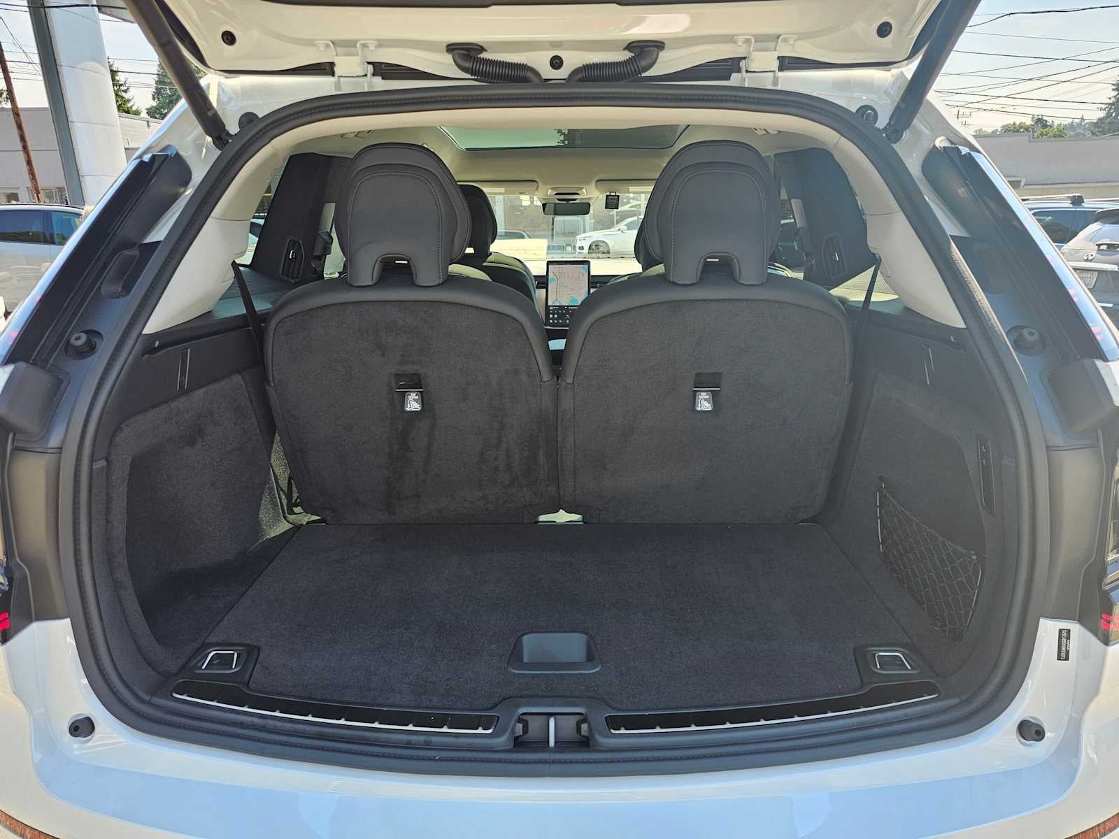 2025 Volvo EX90 Plus