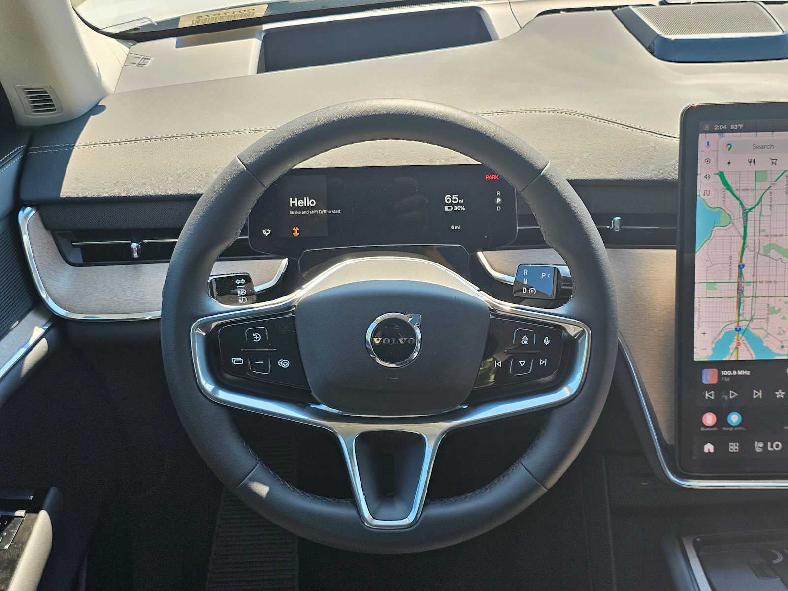 2025 Volvo EX90 Plus