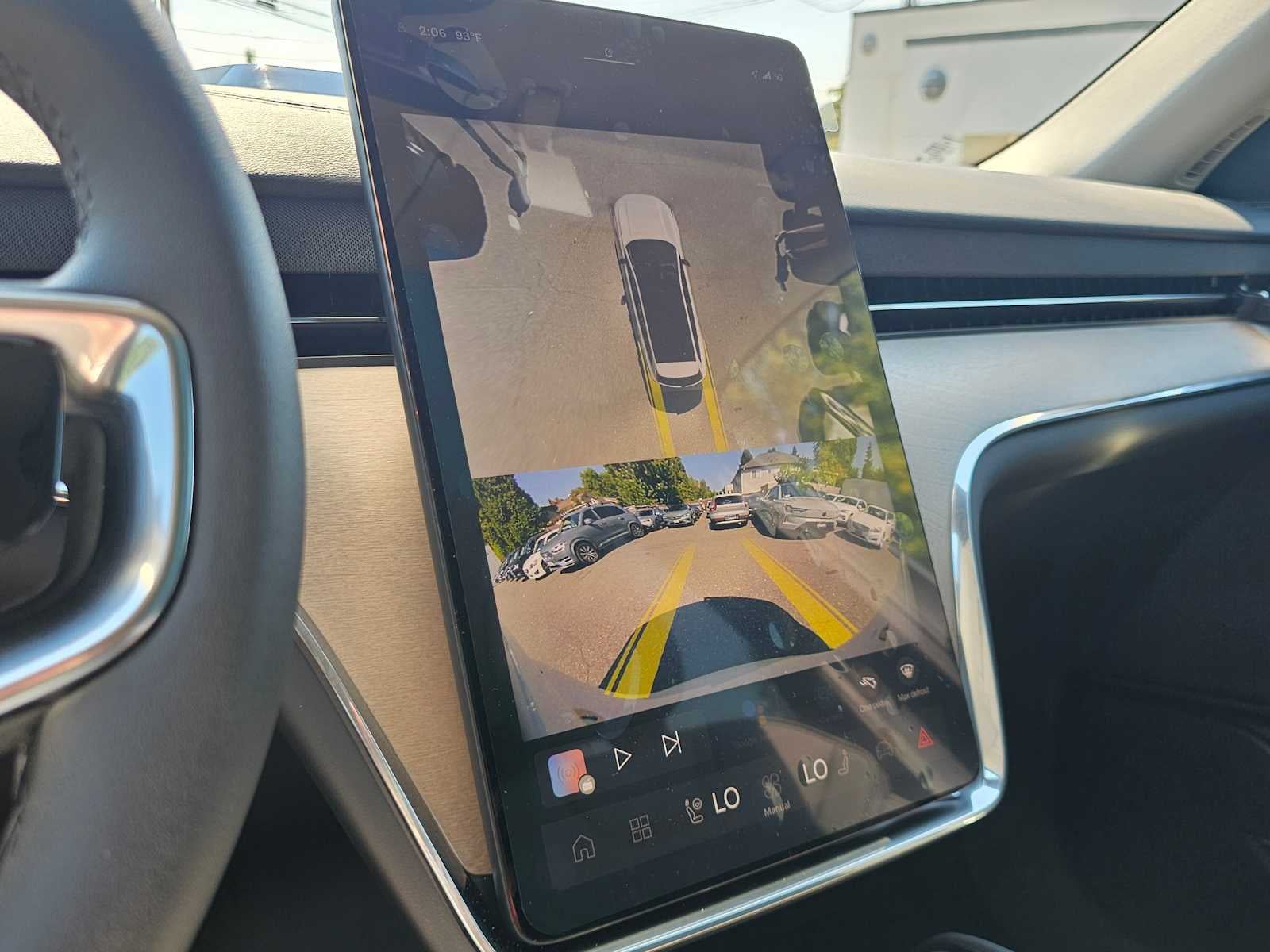 2025 Volvo EX90 Plus