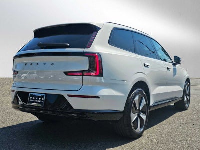 2025 Volvo EX90 Plus