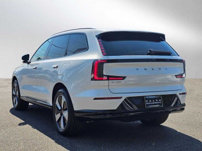 2025 Volvo EX90 Plus