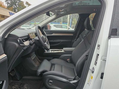 2025 Volvo EX90 Plus