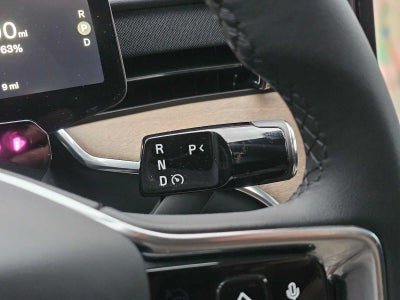 2025 Volvo EX90 Plus