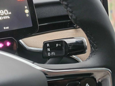 2025 Volvo EX90 Plus