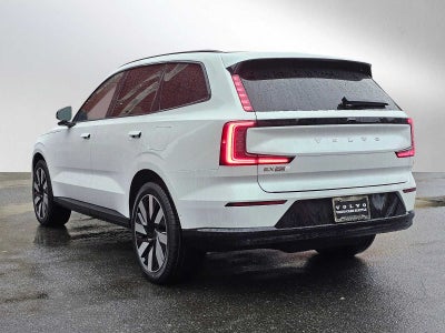 2025 Volvo EX90 Plus