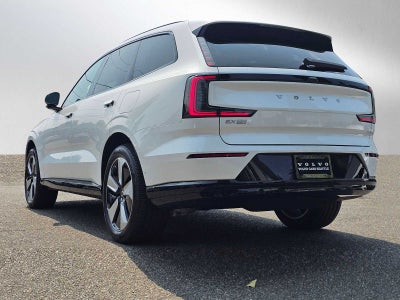 2025 Volvo EX90 Plus