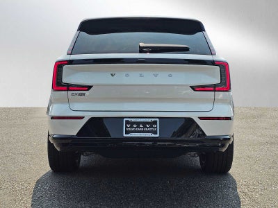 2025 Volvo EX90 Plus