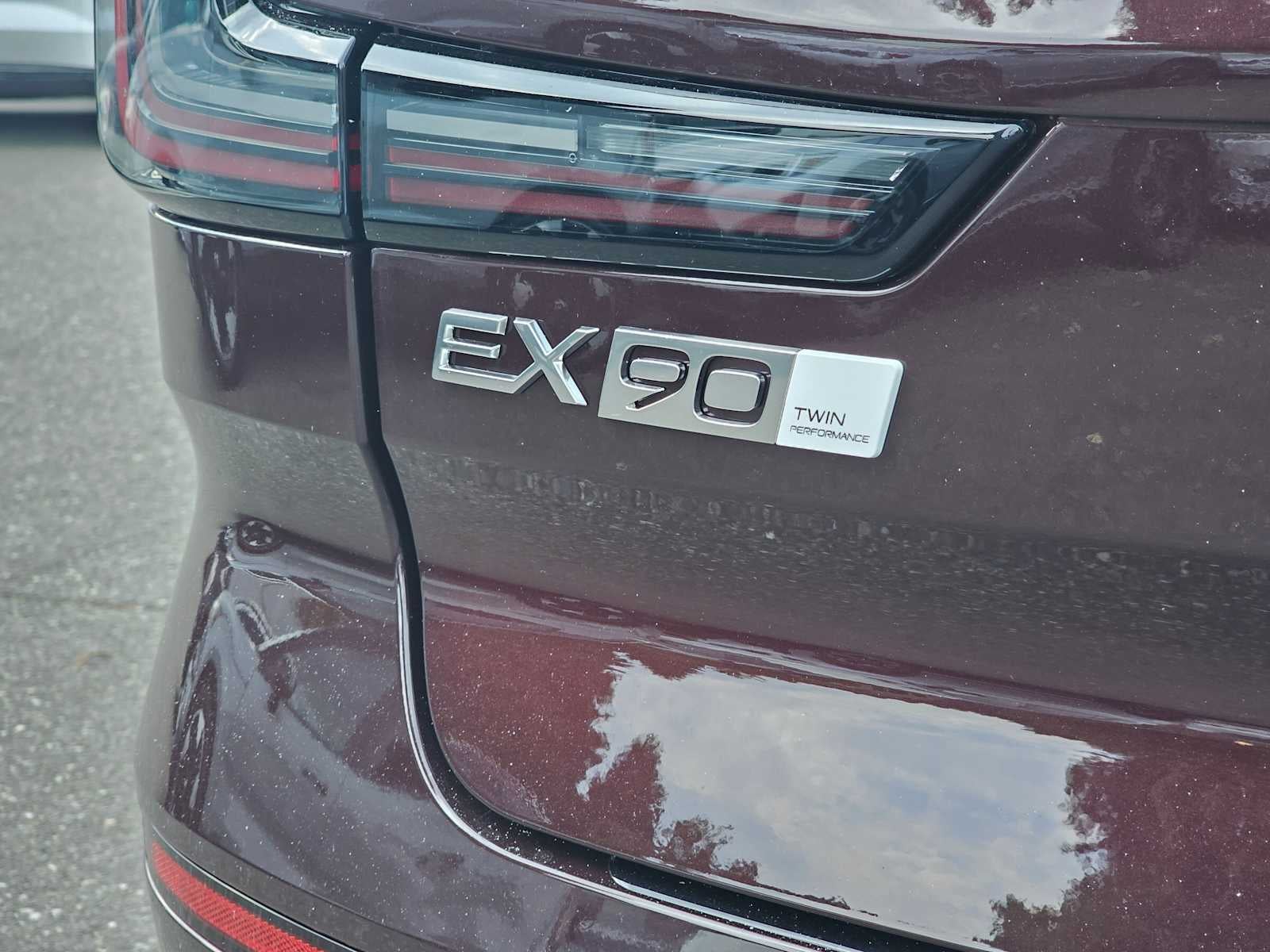 2025 Volvo EX90 Ultra
