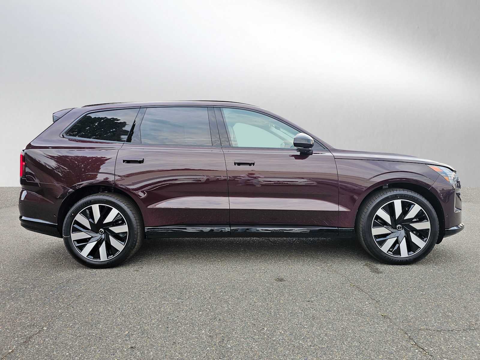 2025 Volvo EX90 Ultra